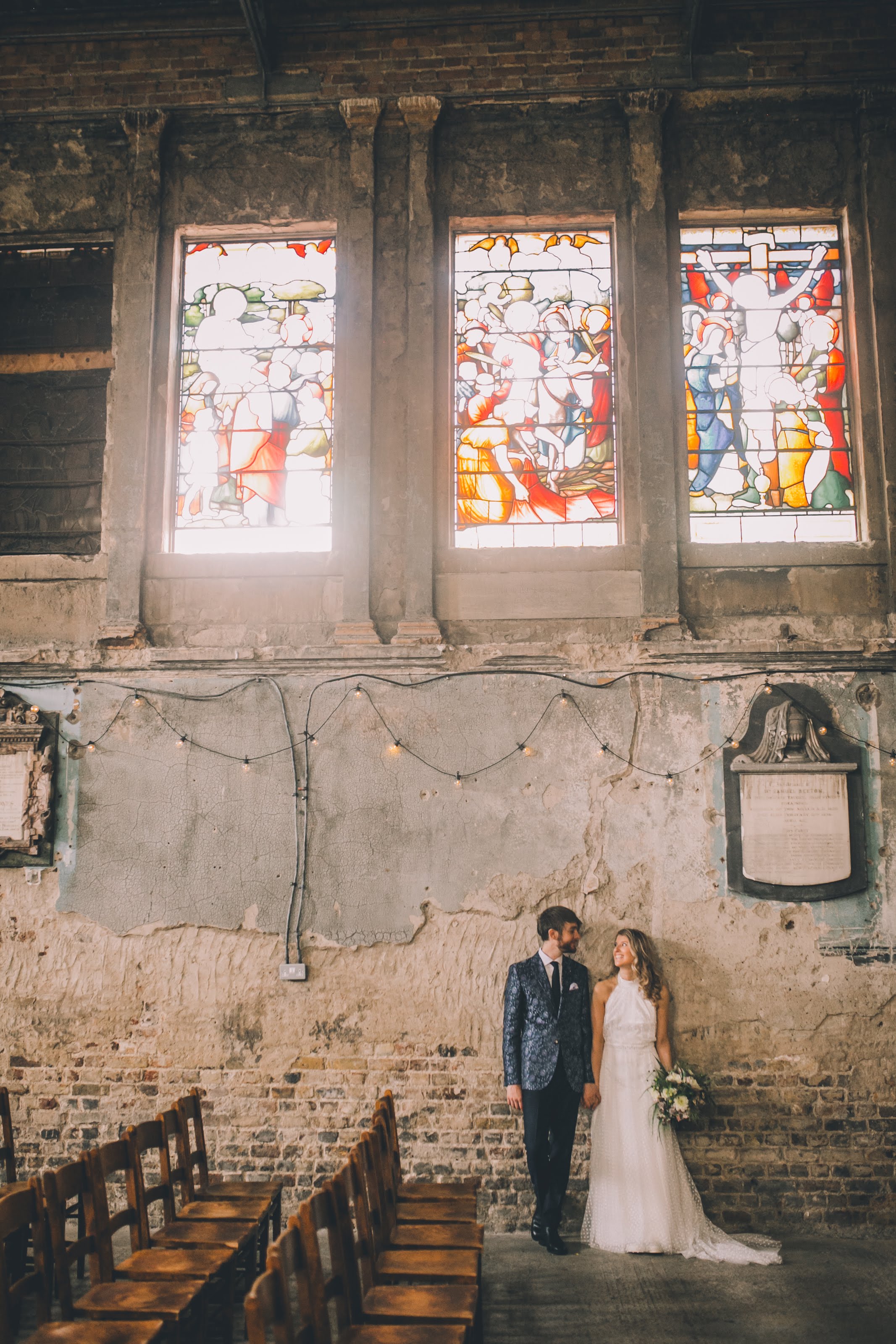 Beautiful bride Emma wore a wedding dress by Halfpenny London
