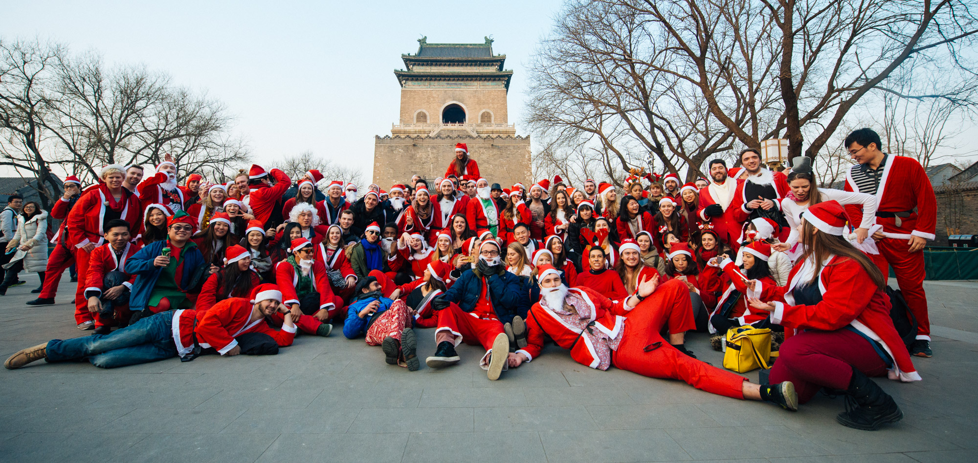 Group photo in front of the Bell Tower (Zhong lou).