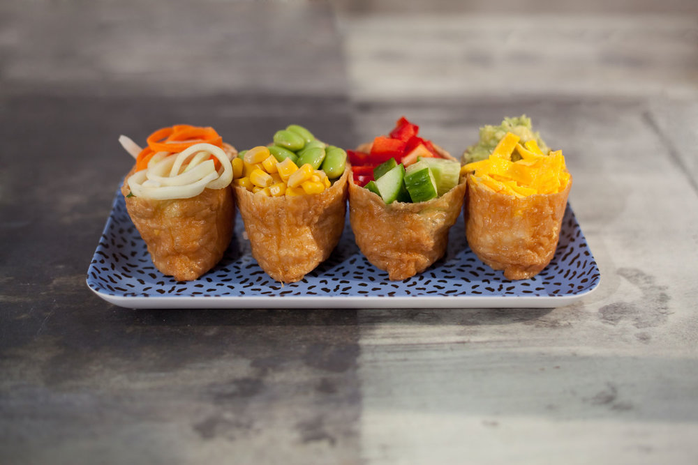 Vegetable Filled Tofu Pockets- Inari Sushi — Foto