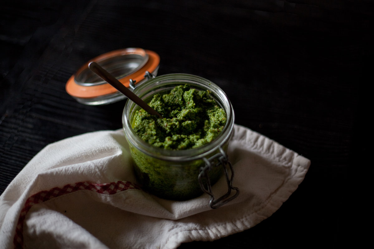Kale pesto