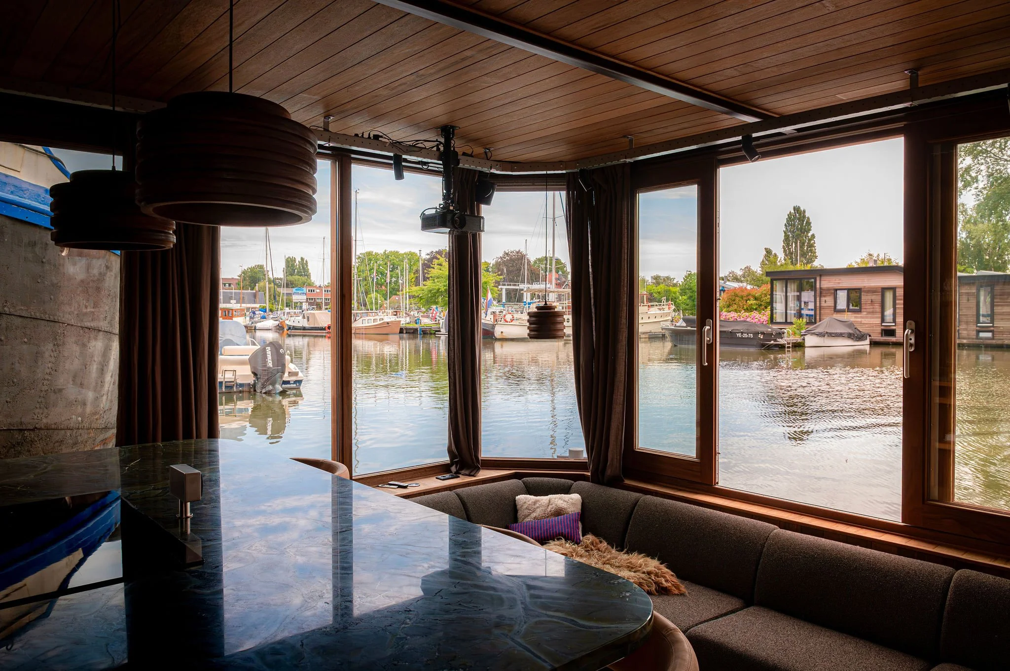 GetawayDeluxe-woonboot-WhereSheGoes1.jpg