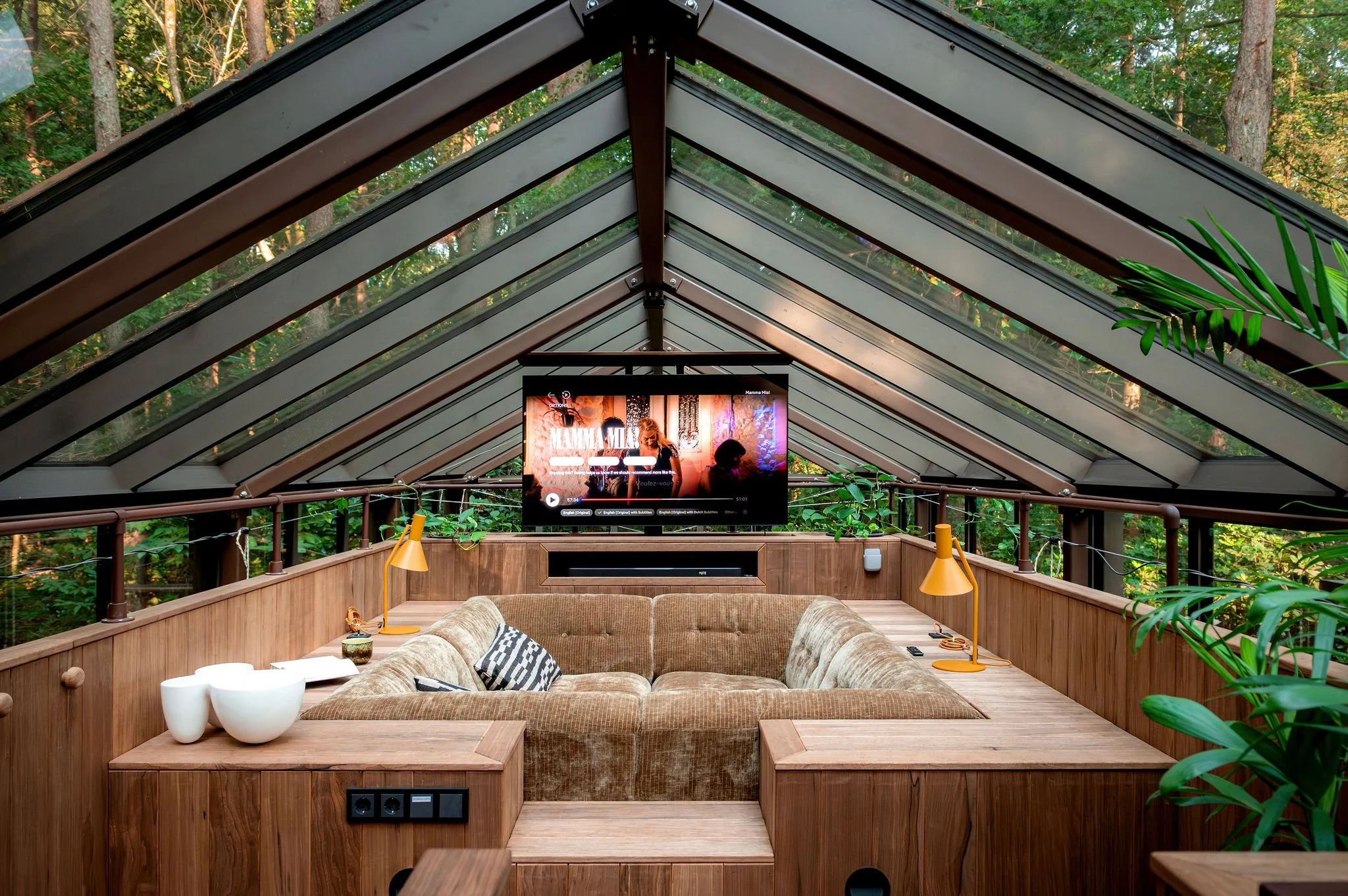 WhereSheGoesXGetawayDeluxeHetNest50.jpg