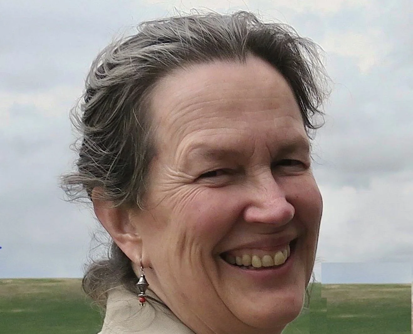 #450 A Conversation About Differences: Sue Lani Madsen