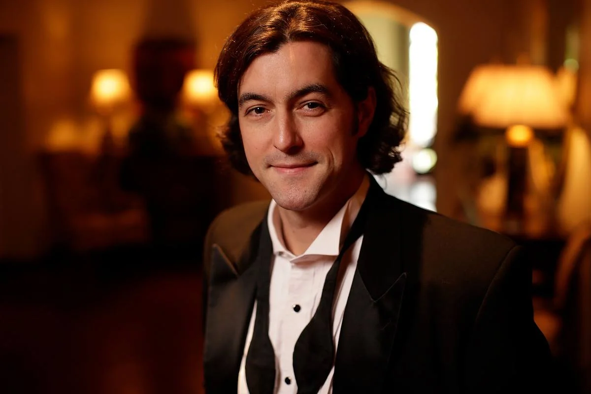 Seth Carico