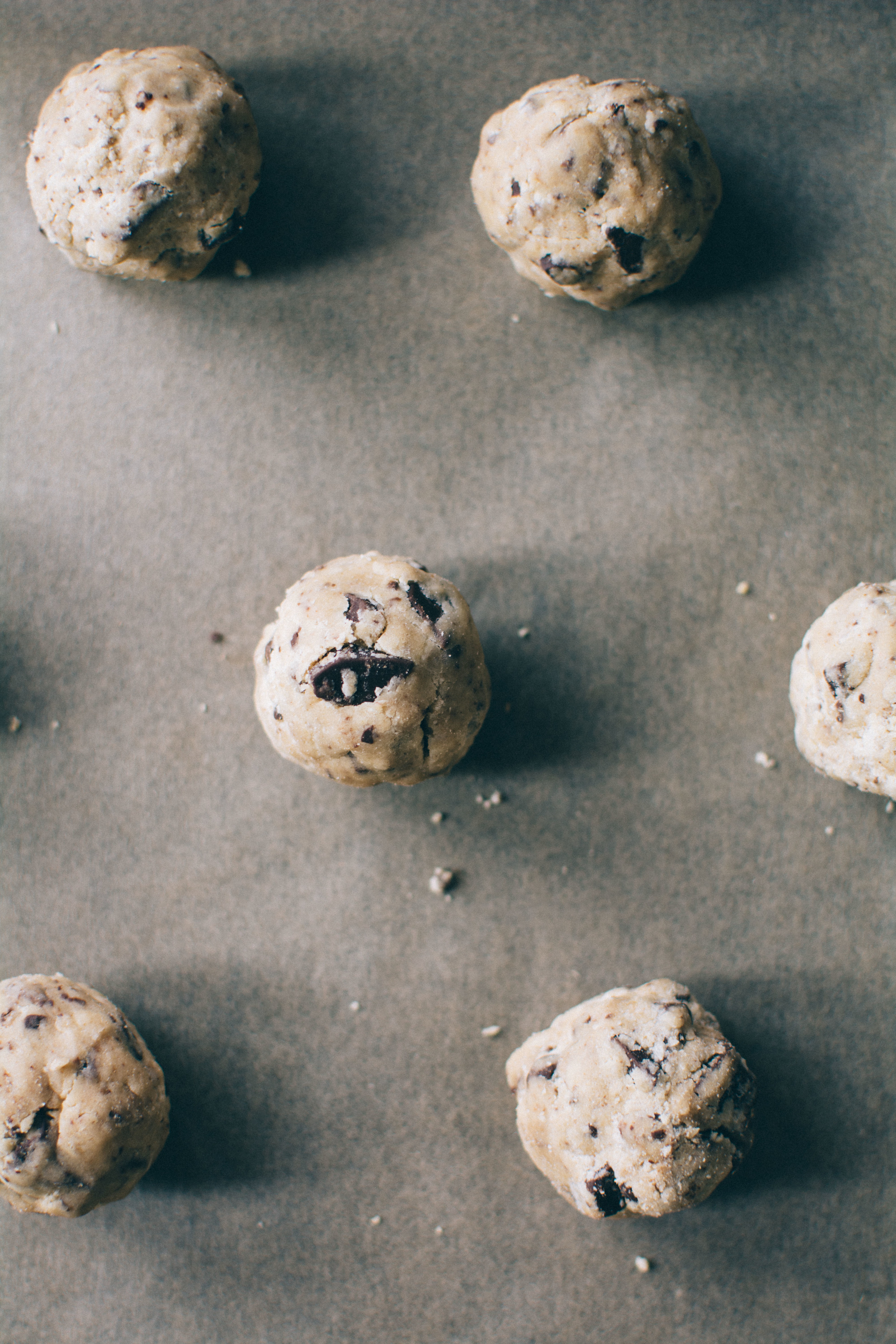 Dark Chocolate + Sea Salt Cookies | Thyme & Honey