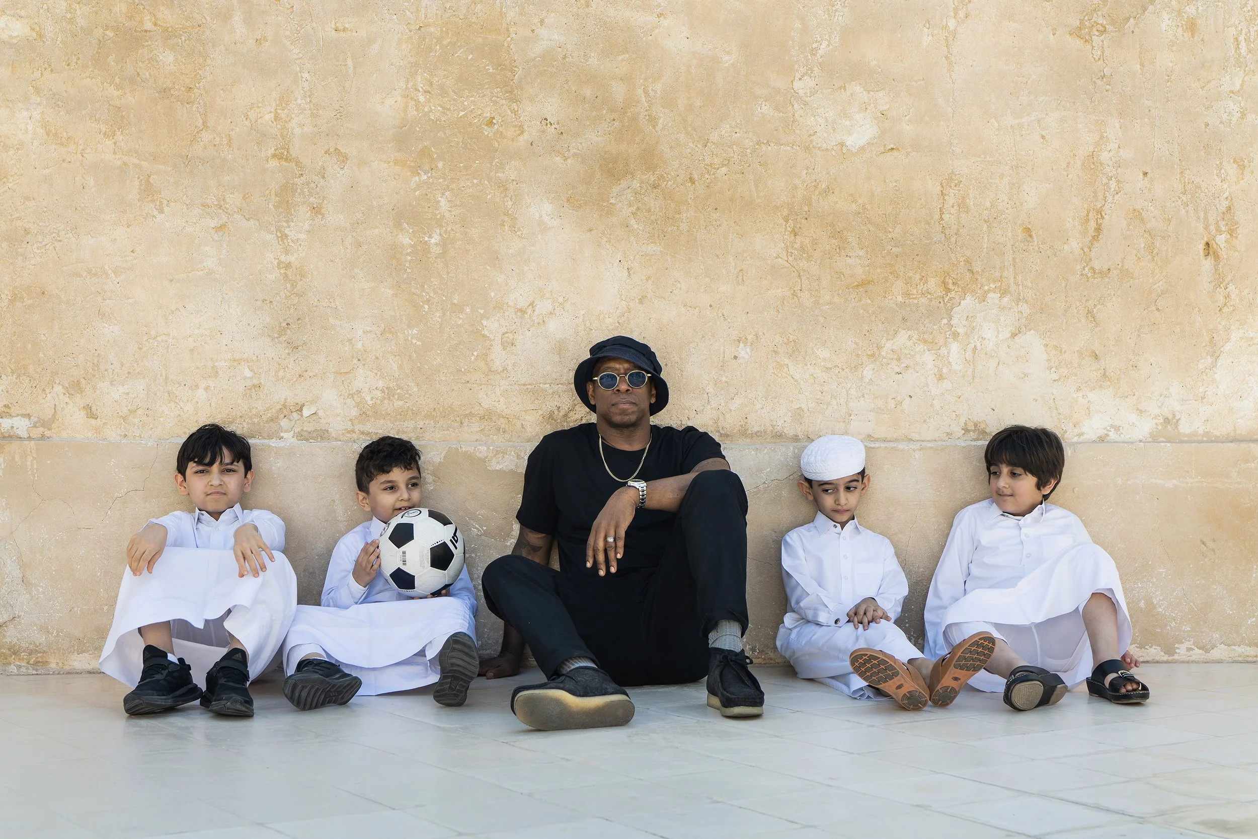 IAN_and_children_qatar.jpg