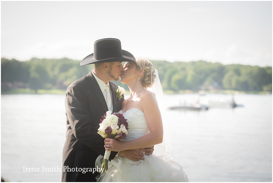 Lake-Latonka-Pennsylvania-Wedding-Irene-Smith-Photography_0030.jpg
