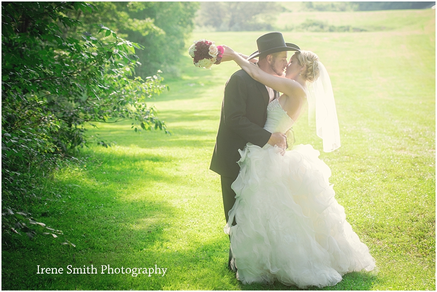 Lake-Latonka-Pennsylvania-Wedding-Irene-Smith-Photography_0033.jpg