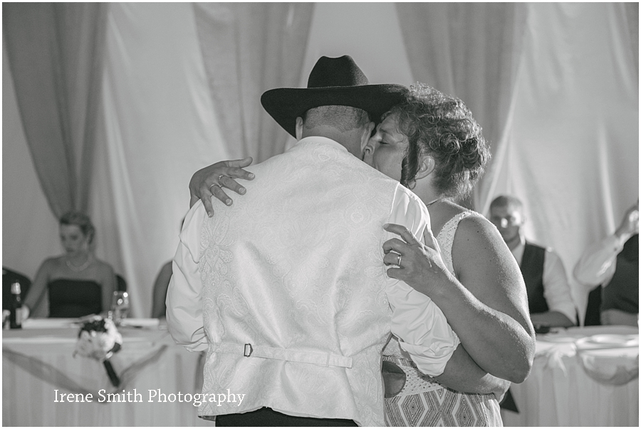 Lake-Latonka-Pennsylvania-Wedding-Irene-Smith-Photography_0041.jpg