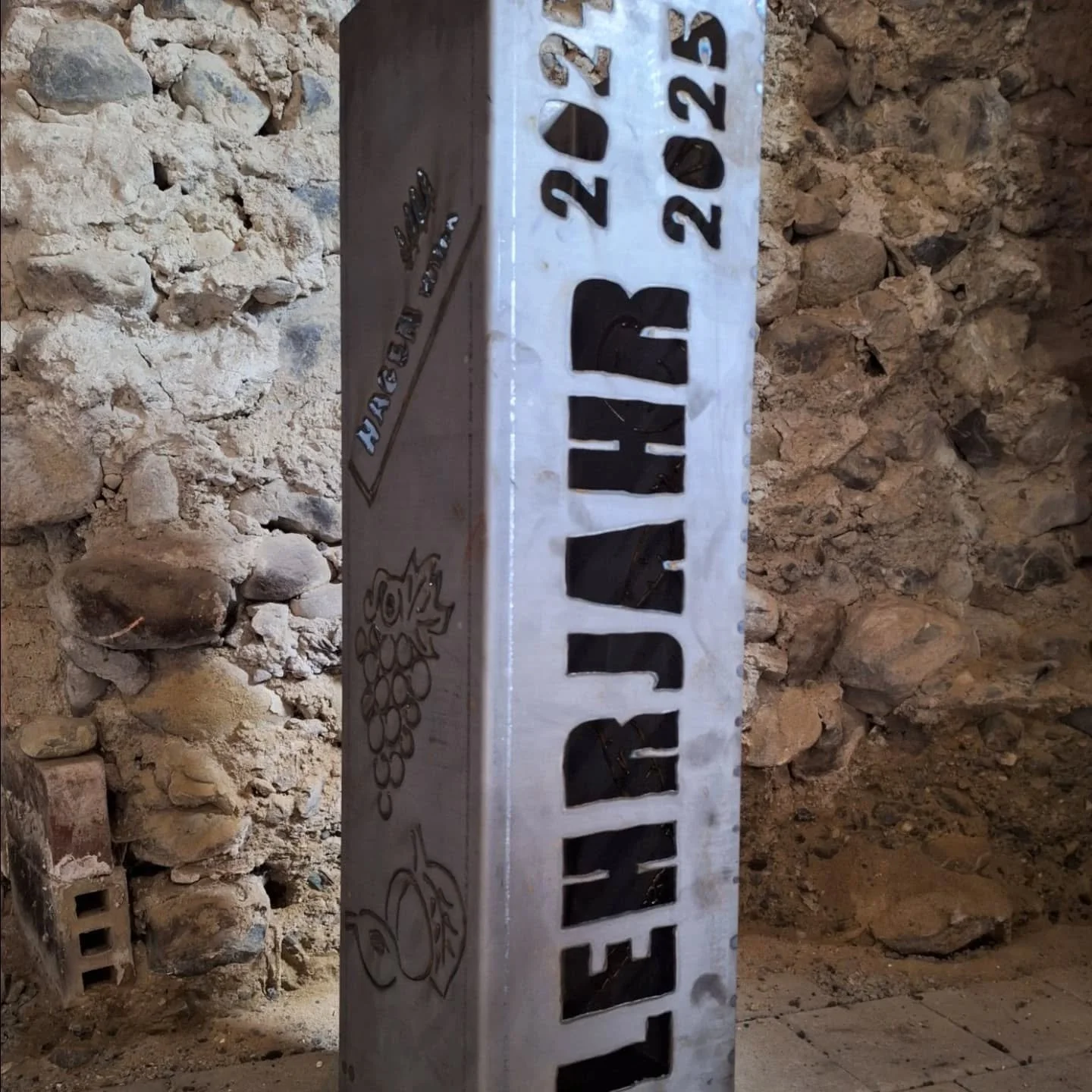 👨‍🌾 Abschlussabend 🚜
Mit einem Grillabend verabschieden wir uns von unserem Lernenden Hosea, welcher sein 1. Lehrjahr zum Landwirt EFZ bei uns absolvierte.
Alles Gute für deine weiteren Lehrjahre & weiterhin viel Freude an unserem sc