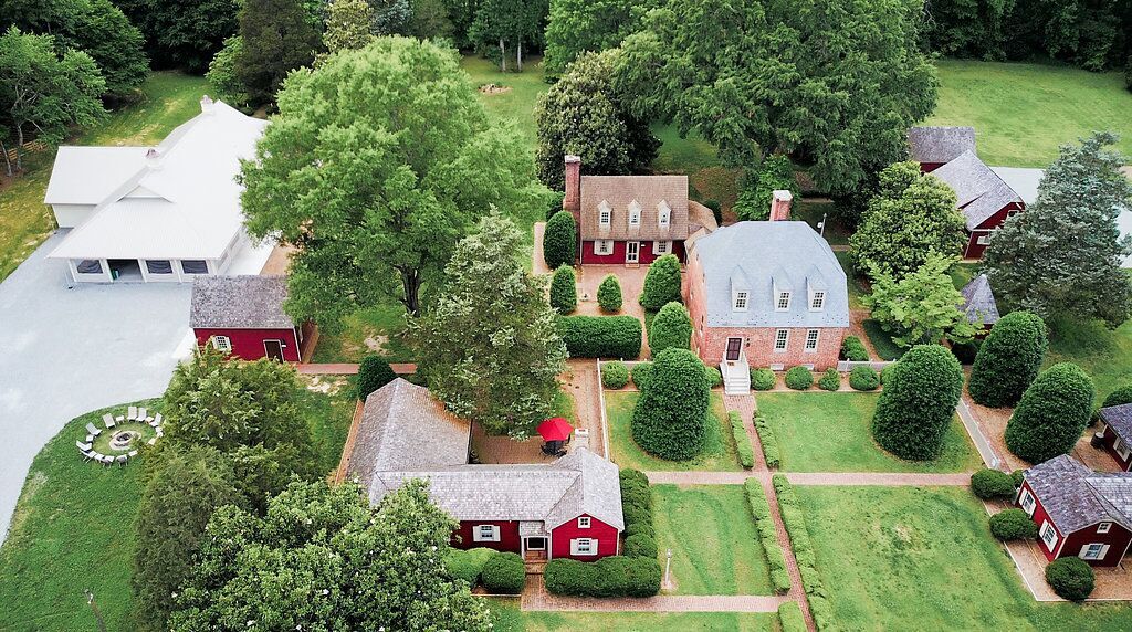 overhead view of grounds.jpeg
