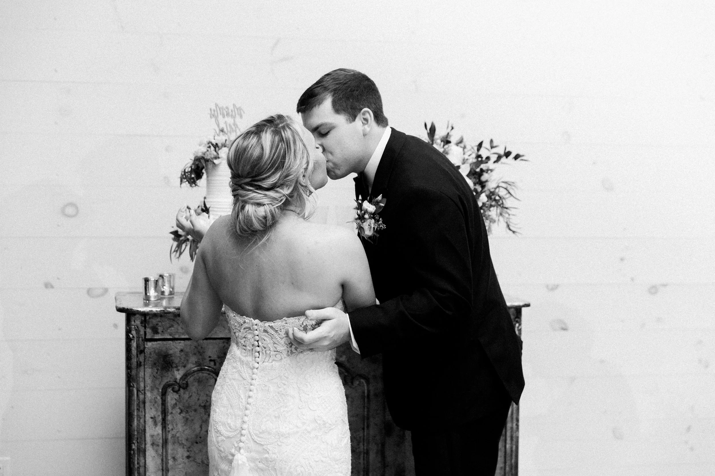 MeganMichael_Reception_AmyNicolePhotography265.jpg