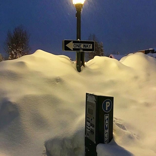 37 inches in 3 days and it's still coming down! #Aspen #snowday #powpow #ski #enjoy #letitsnow #winterwonderland ❄️❄️❄️❄️❄️