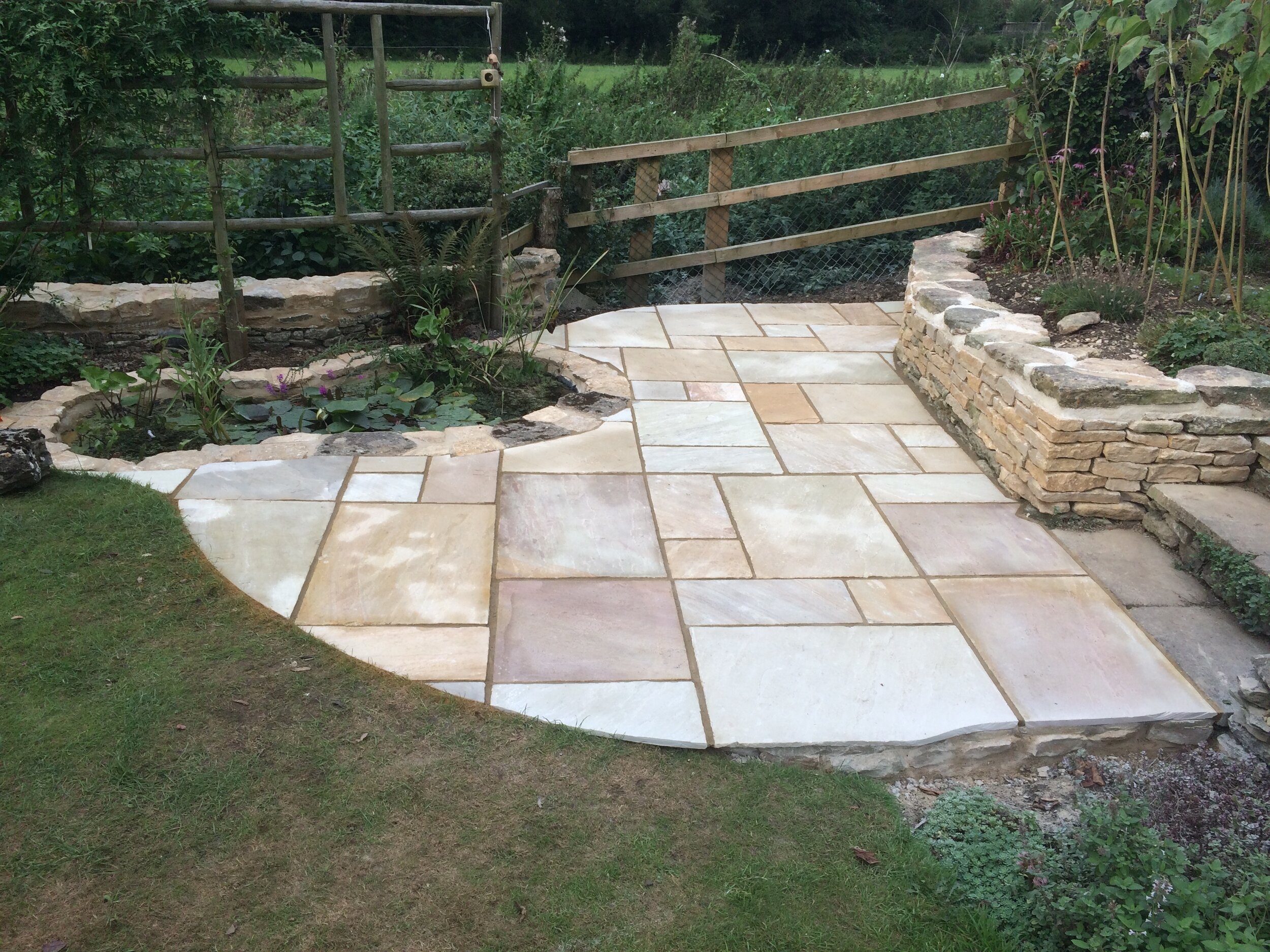 stroud, landscapers, garden design, patio, gloucestershire