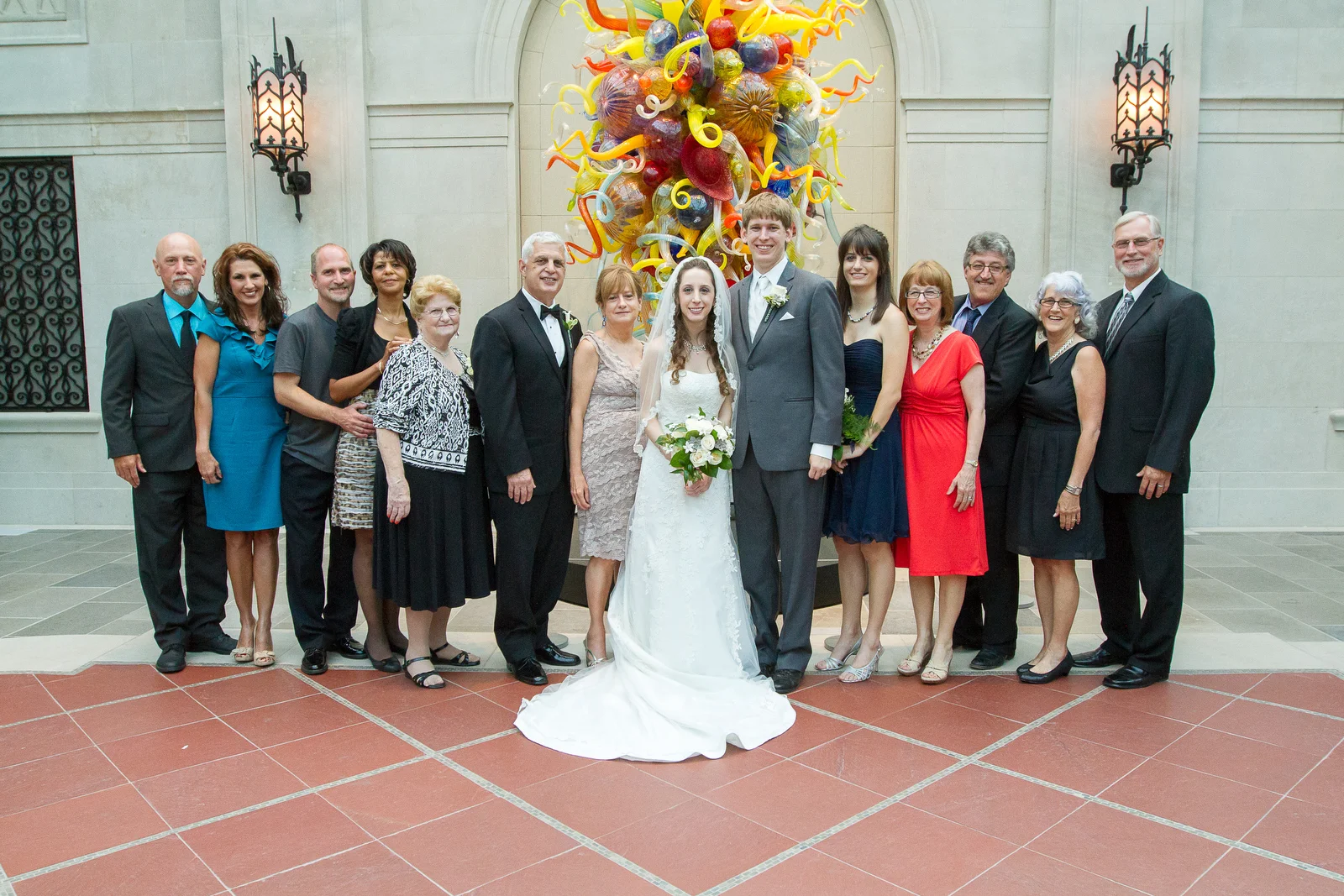Wedding Tip Wednesday: 3 Essential Tips to Master the Family Portraits on Your Wedding Day