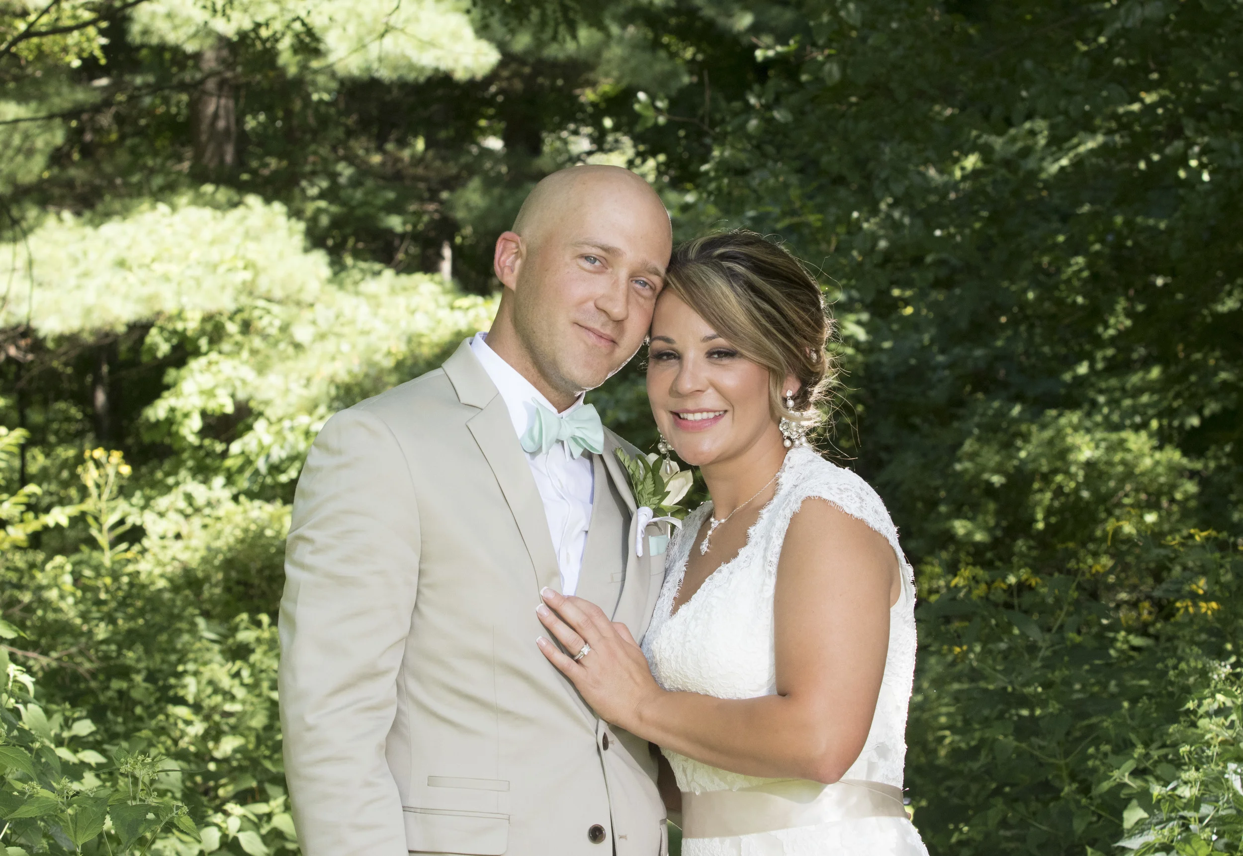 Wedding Tip Wednesday: How to Choose the Right Wedding Photographer for You