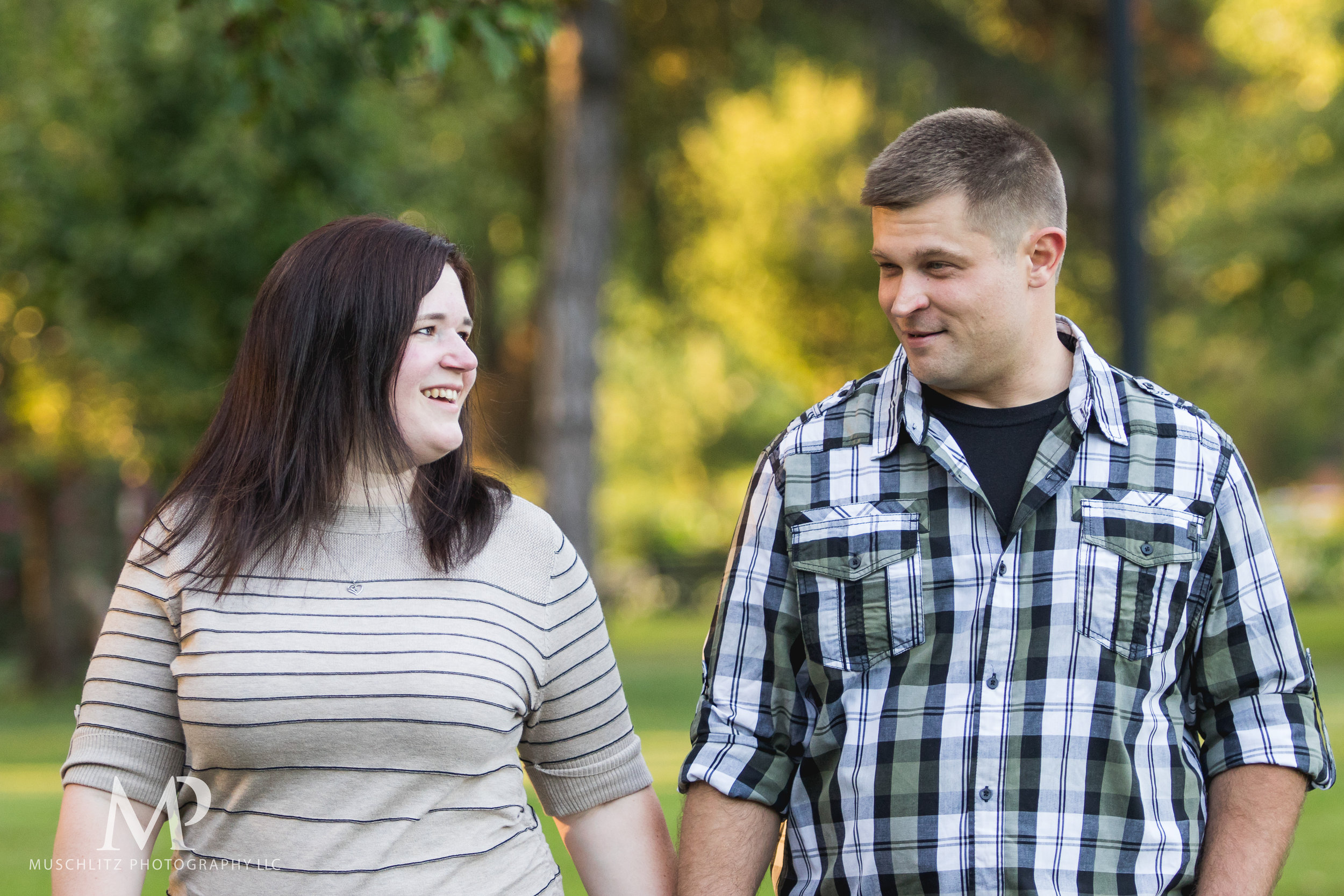 schiller-park-german-village-columbus-ohio-engagement-portrait-session-muschlitz-photography-013.JPG