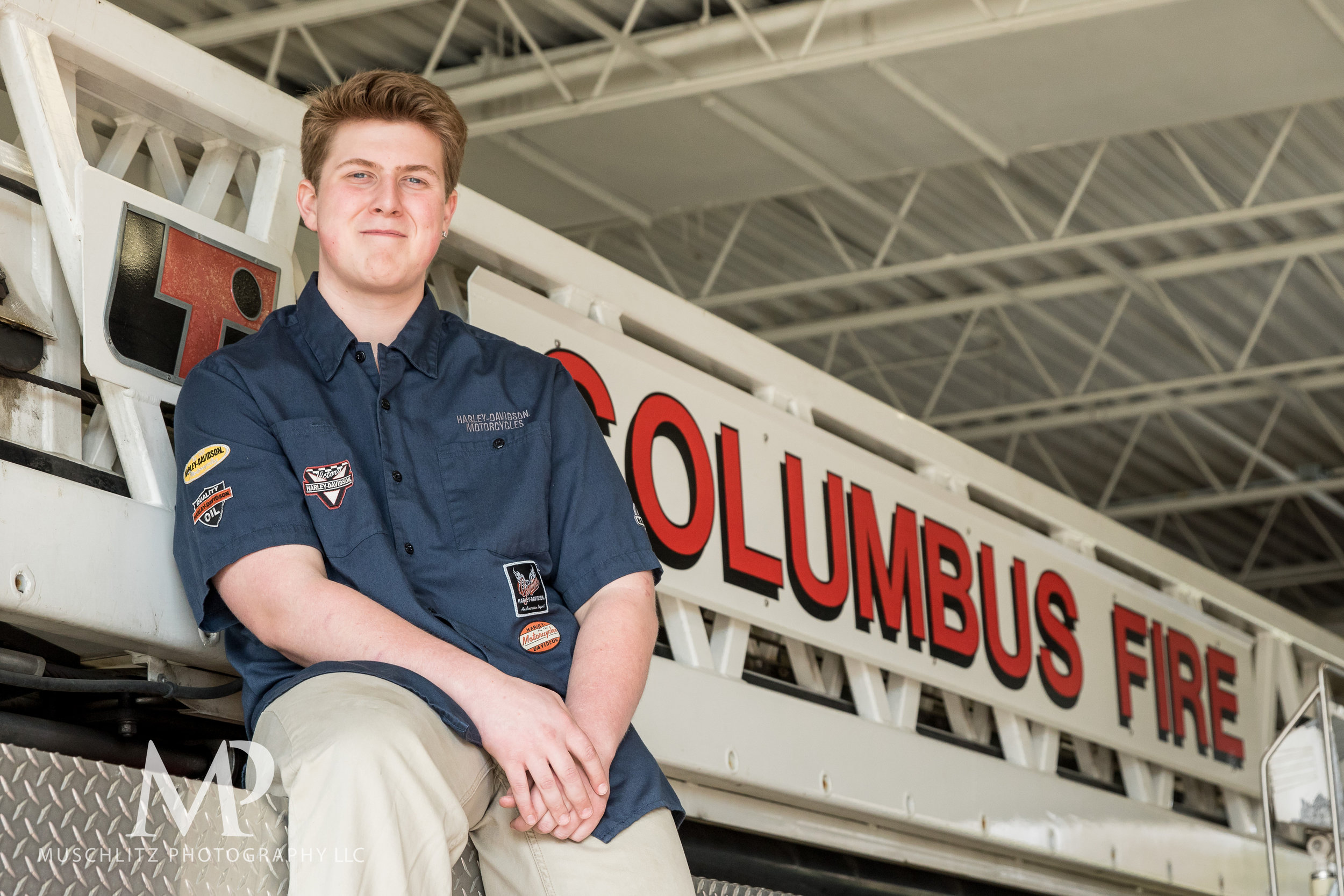 senior-portrait-fire-station-fireman-gahanna-columbus-photographer-studio-015.JPG