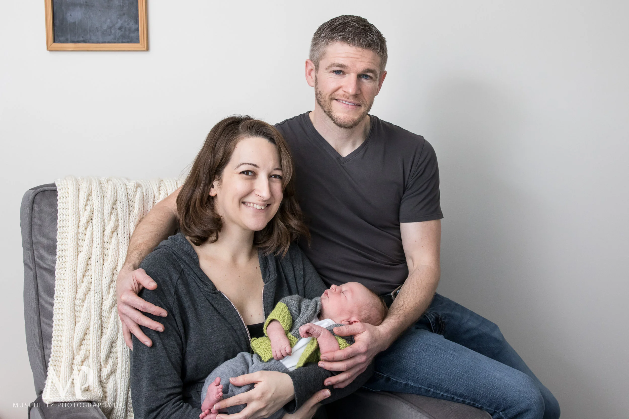 Columbus-Ohio-Newborn-Portrait-Session-Home-081.JPG