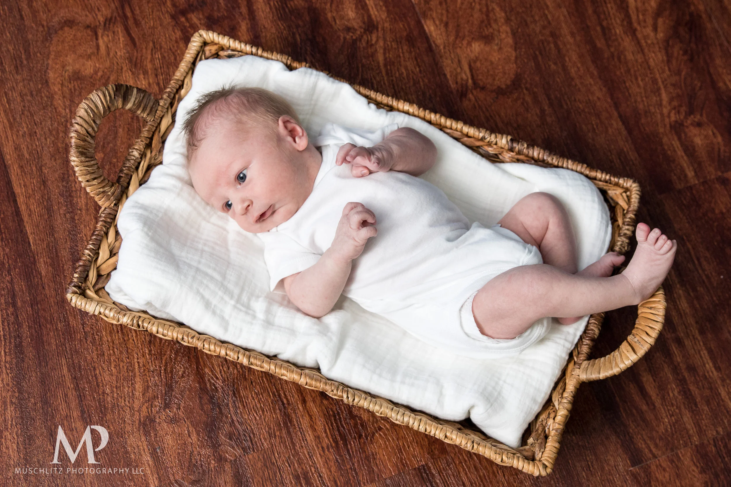 Columbus-Ohio-Newborn-Portrait-Session-Home-099.JPG