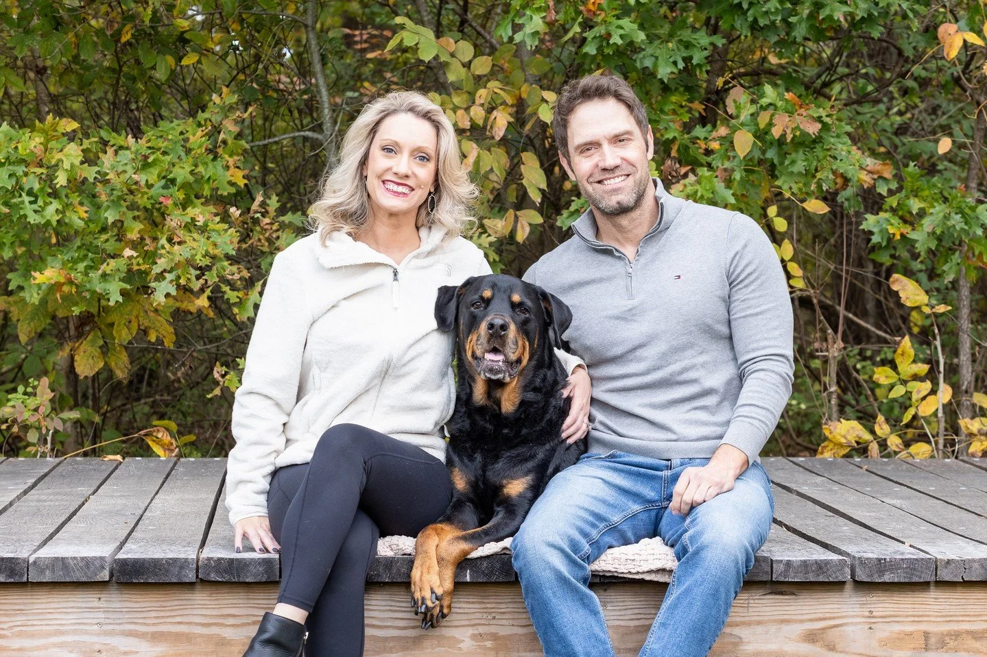 🐾✨ Wow, what a season!⁠
⁠
The last few months have been my busiest ever - so many wagging tails, sweet families, and incredible portrait sessions. My heart (and camera roll 😅) are full!⁠
⁠
I&rsquo;m finally catching my breath and can&rsquo;t wait t