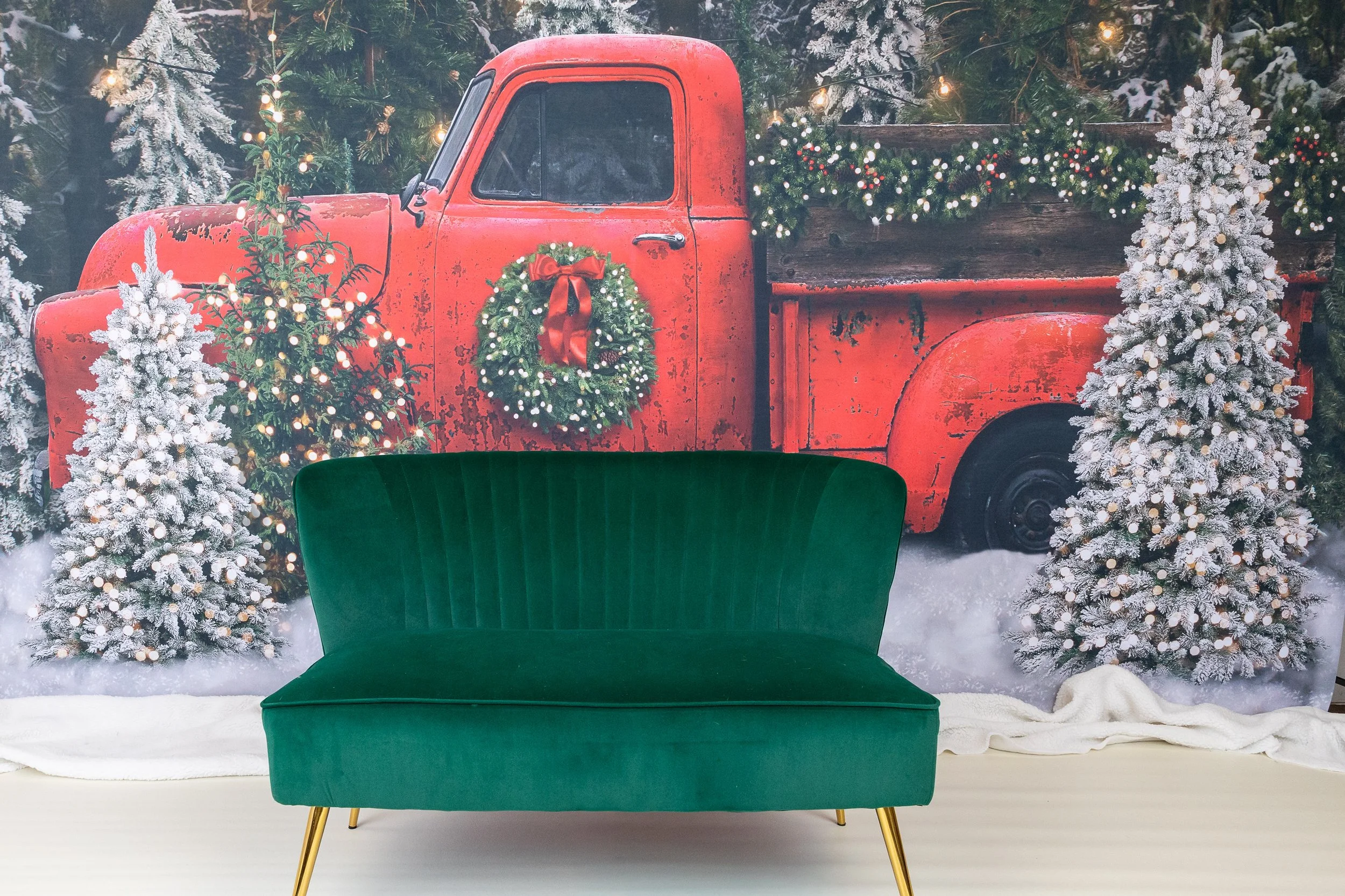 Vintage Holiday truck Backdrop -2026 Holiday Mini Sessions, Columbus, OH