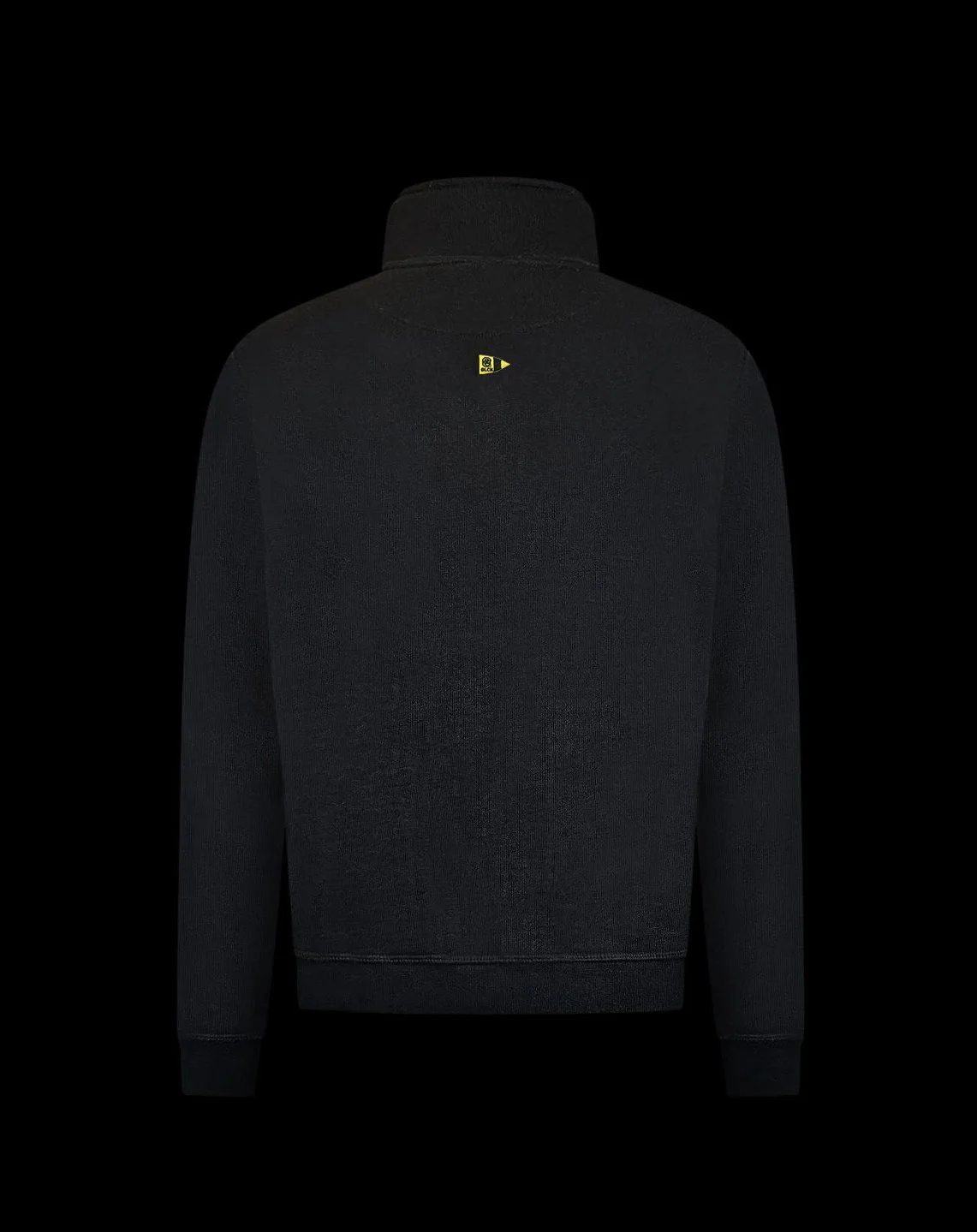 Osrick & Cri ket Y-Flag Qzip 10.jpg