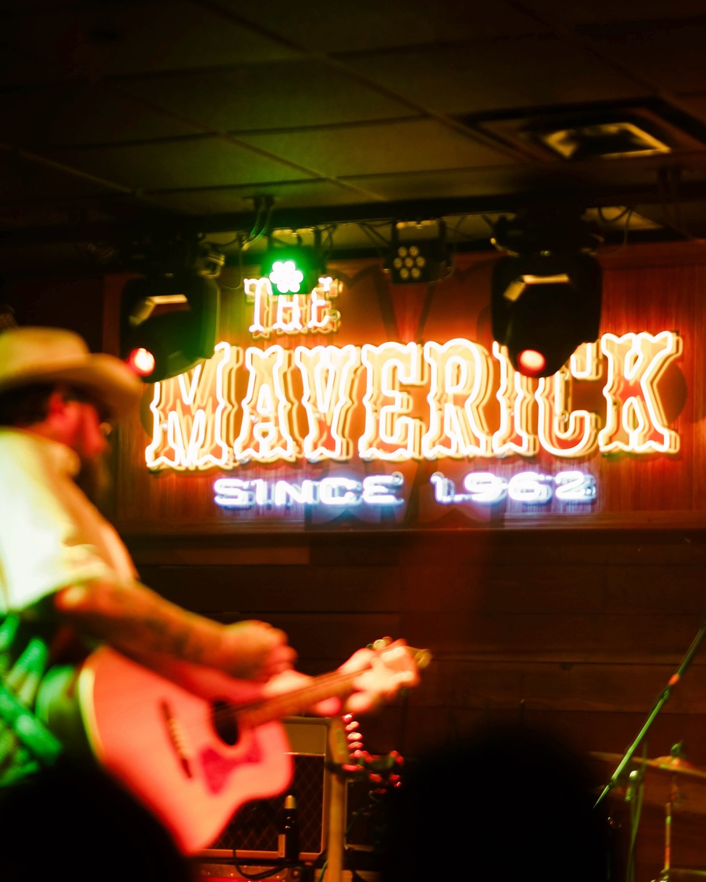 Since we are gonna be back in Arizona this week does anyone have good food recommendations? Preferably around these places ⬇️⬇️

11.13 @rockbar_scottsdale Scottsdale, AZ
11.14 @tucsonmaverick Tuscon, AZ
11.15 @punchystavernaz Sierra Vista, AZ
11.16 @