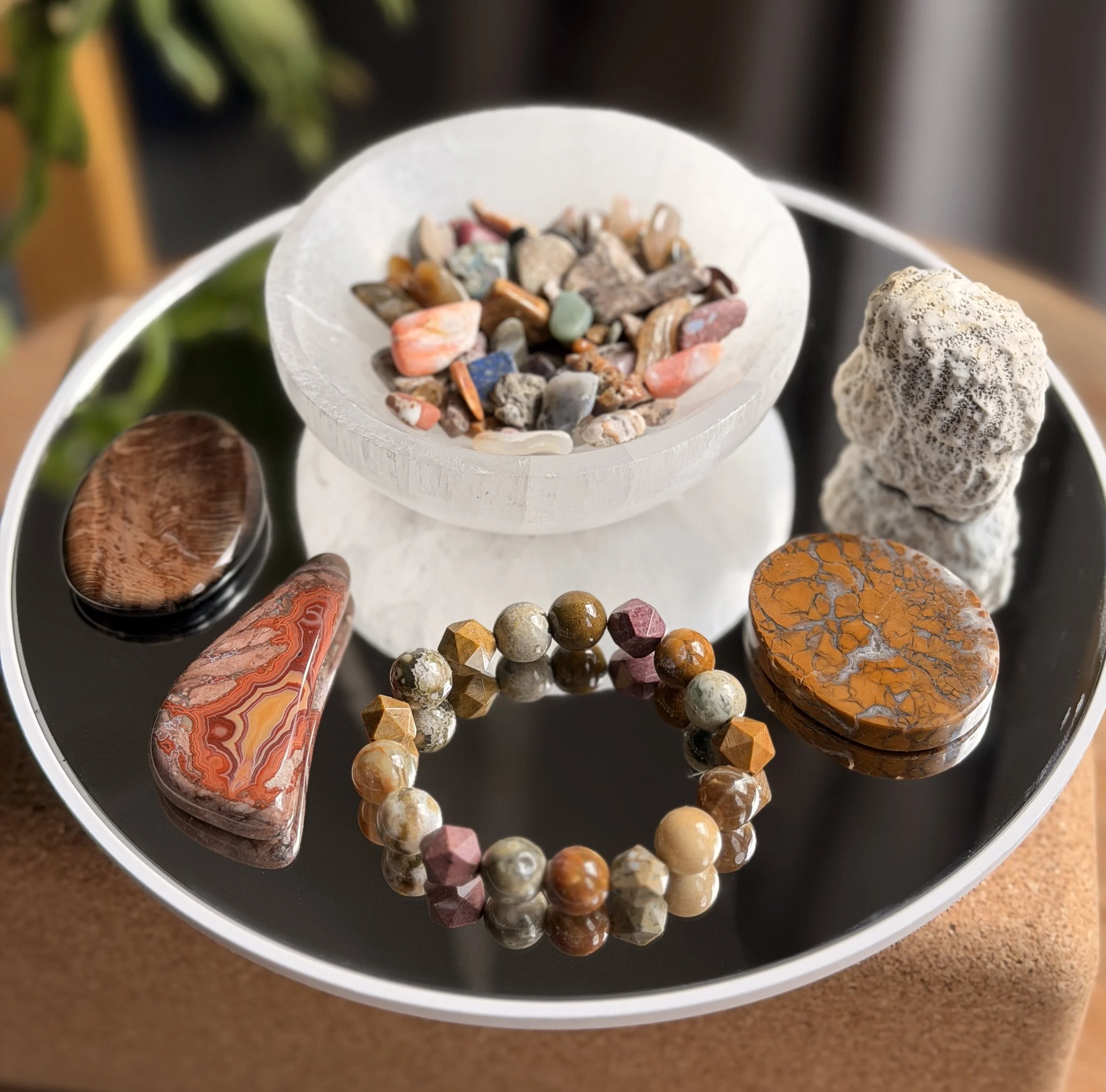 The Earth Anchor - Crystal Mix