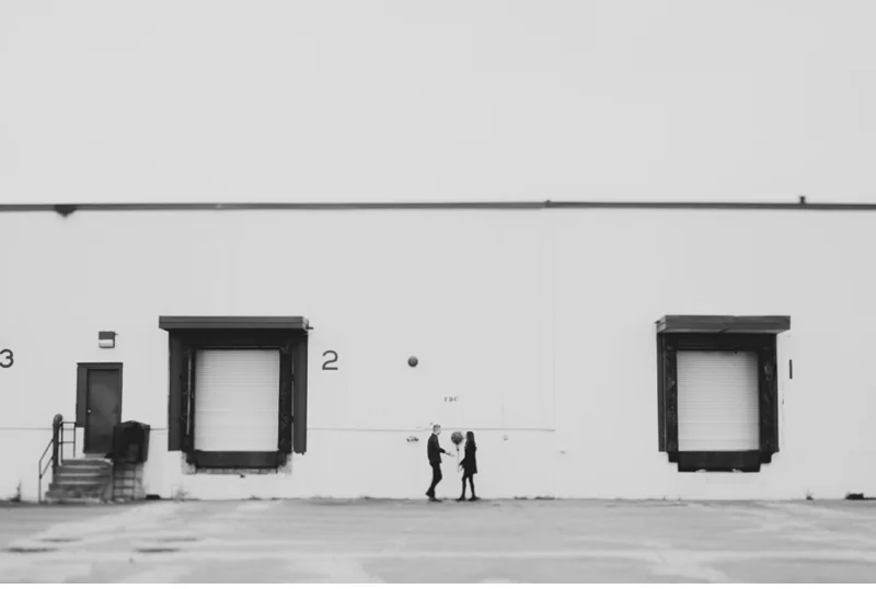 couple shoot loading dock kankakee