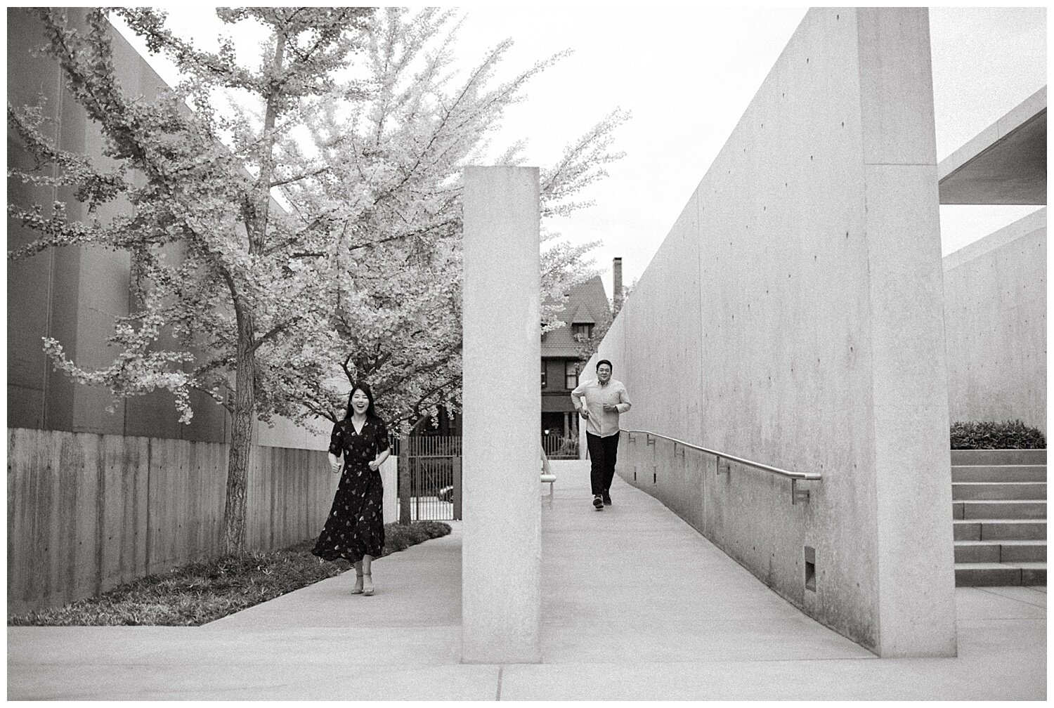 Contemporary Art Museum St Louis Engagement - Zach and Rosalie Wedding Photography - St Louis Wedding Photography_0024.jpg