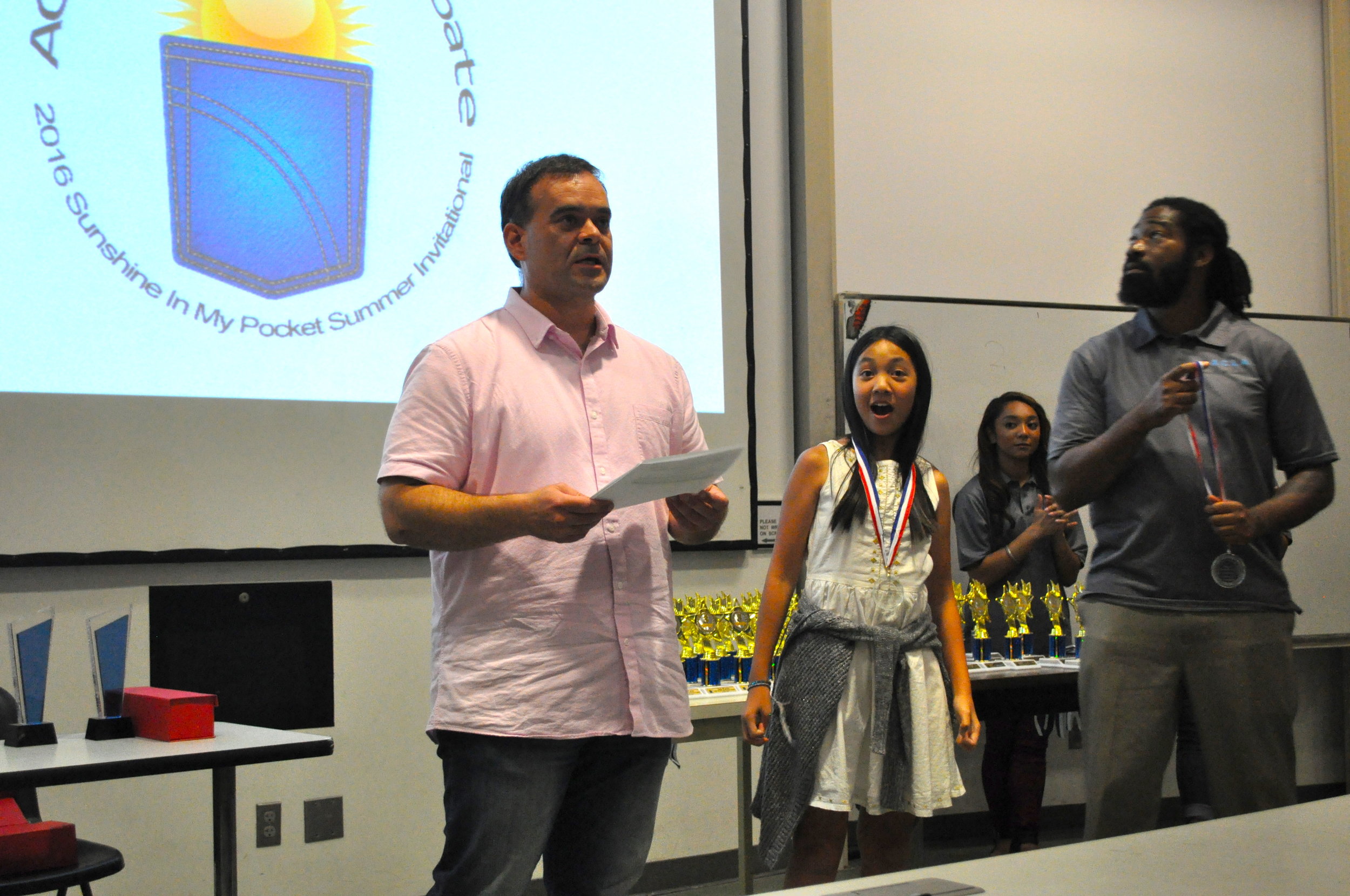 The founder of ModernBrain actively works with tournaments to design new event to improve the speech and debate community. Giving speech at tournament about the new event and giving award.