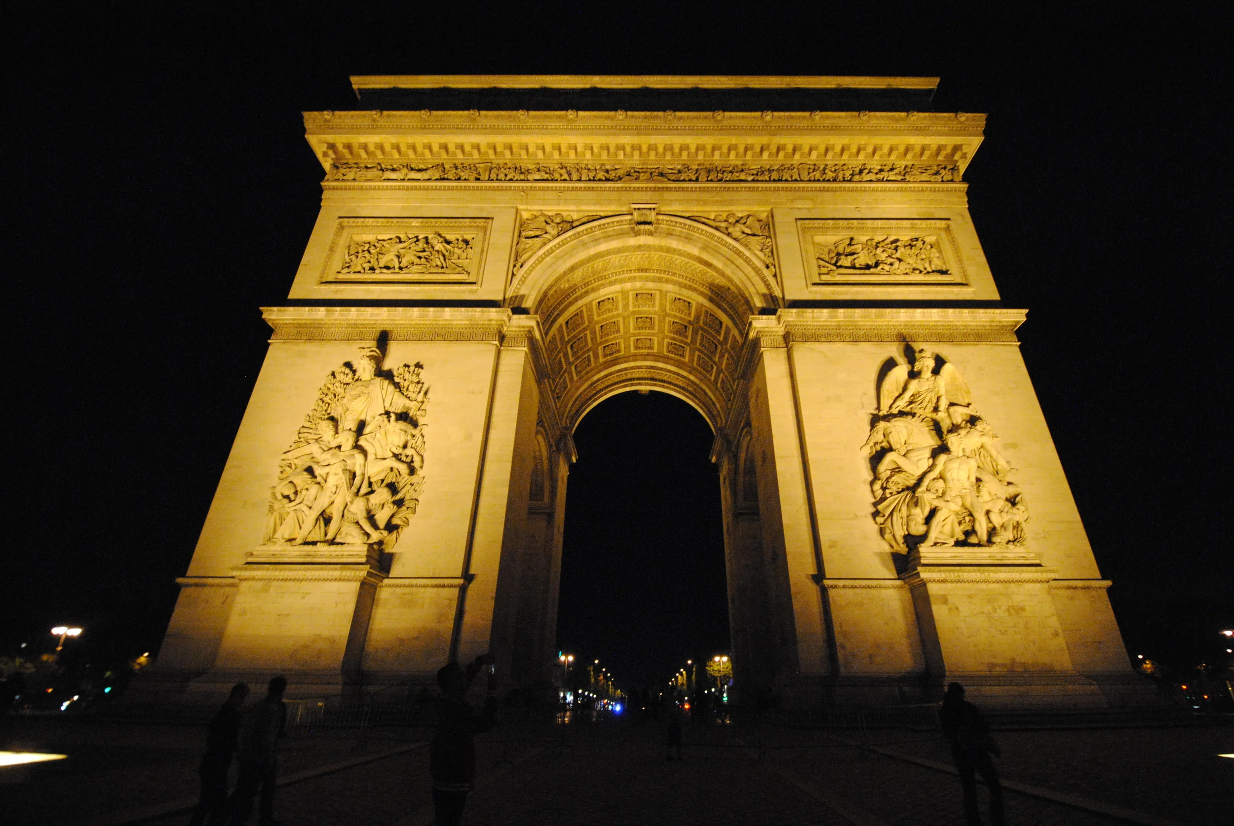  Arc de triomphe  Paris, France 
