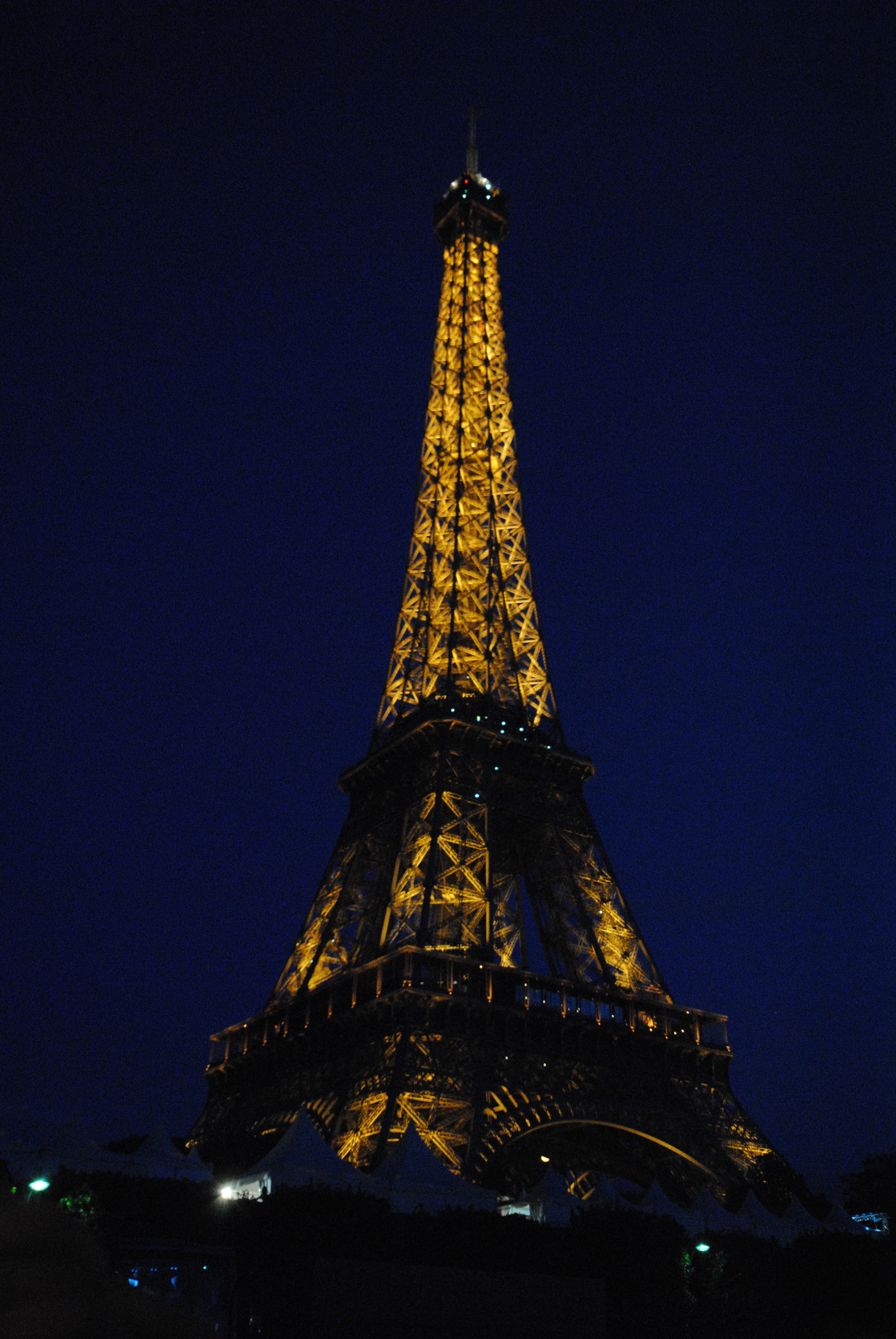 The Eiffel Tower  Paris, France 
