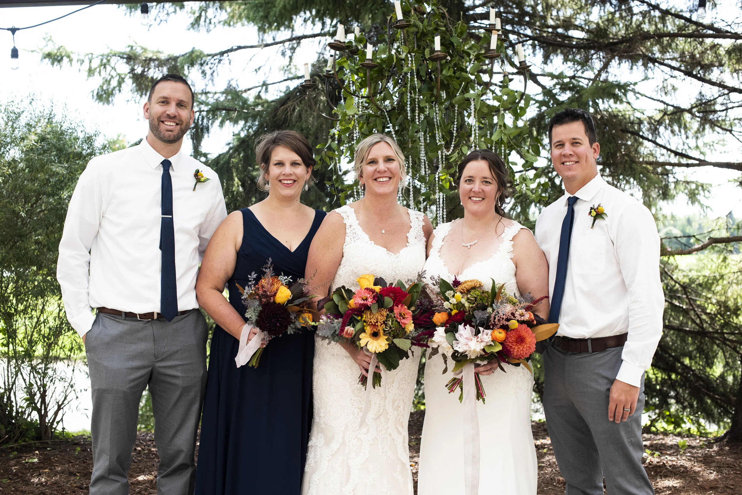 Breezy Point Resort Wedding, Minnesota | Photography by Melissa Hesse | Rivets & Roses