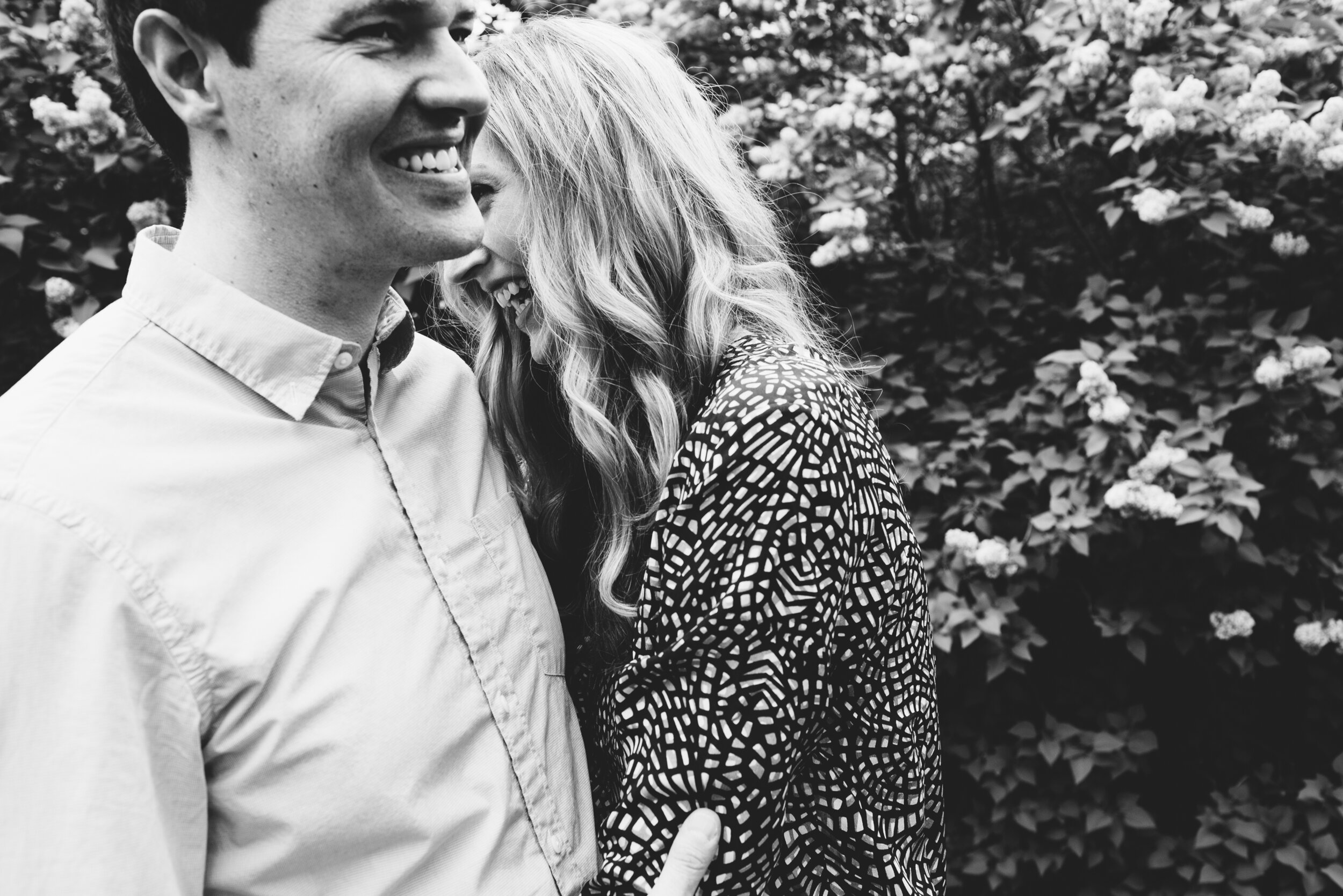Engagement Photos Minneapolis, MN | Rivets &amp; Roses | Photography by Jess Ekstrand