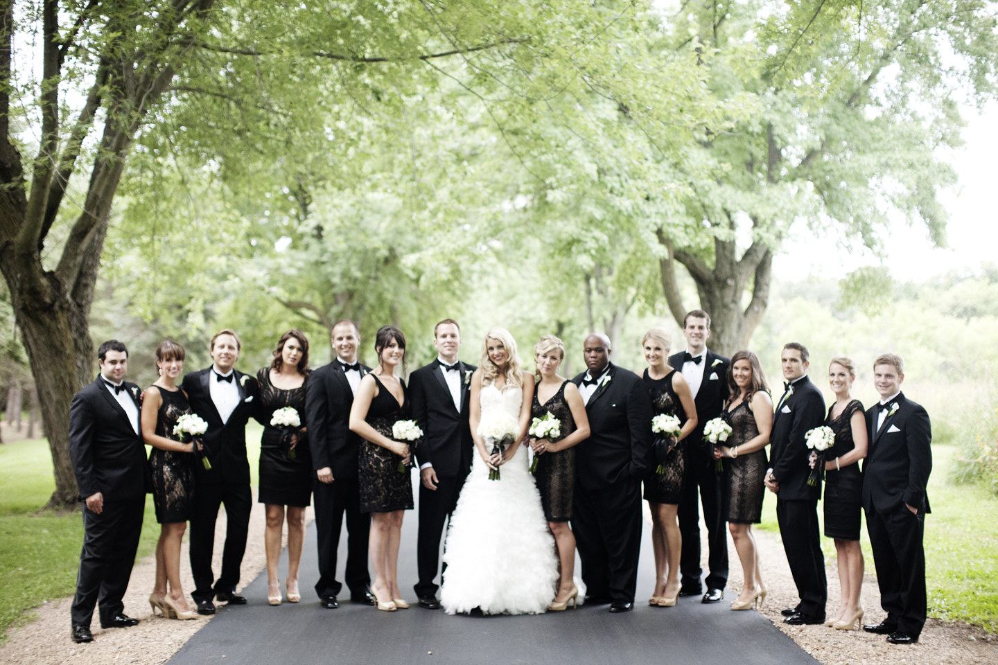 Lake Minnetonka Wedding | Wedding Photographer Eliesa Johnson of Photogen Inc. | Based in Minneapolis, MN