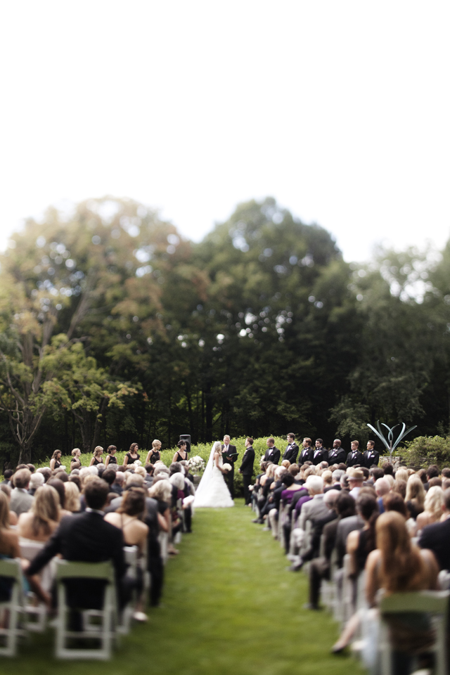 Lake Minnetonka Wedding | Wedding Photographer Eliesa Johnson of Photogen Inc. | Based in Minneapolis, MN