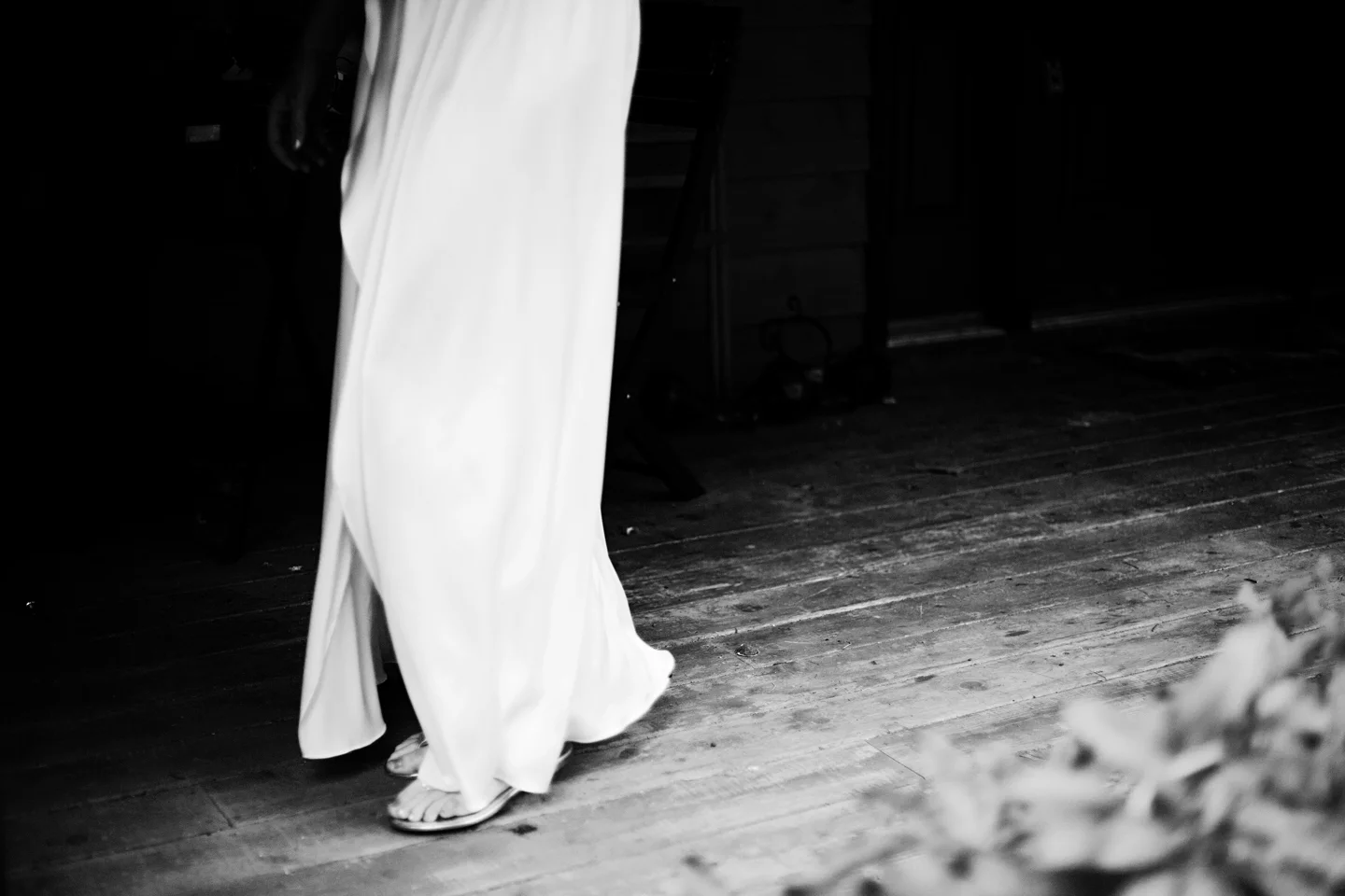 Finlayson, MN Wedding | Wedding Photographer Eliesa Johnson of Photogen Inc. | Based in Minneapolis, Minnesota