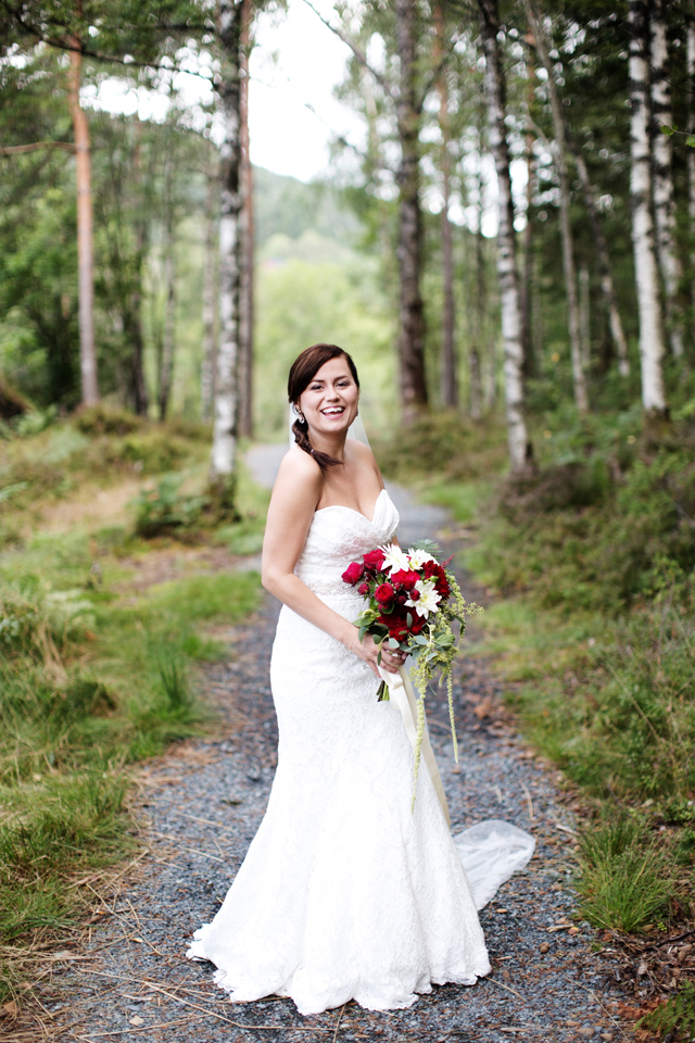 Norway Wedding | Destination Wedding Photographer Eliesa Johnson of Photogen Inc. | Based in Minneapolis, Minnesota