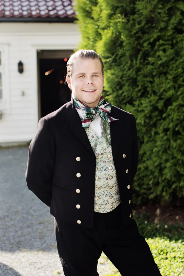 Norway Wedding | Destination Wedding Photographer Eliesa Johnson of Photogen Inc. | Based in Minneapolis, Minnesota
