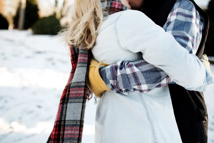 Krueger_Tree_Farm_Engagement_ShampBlog_0016