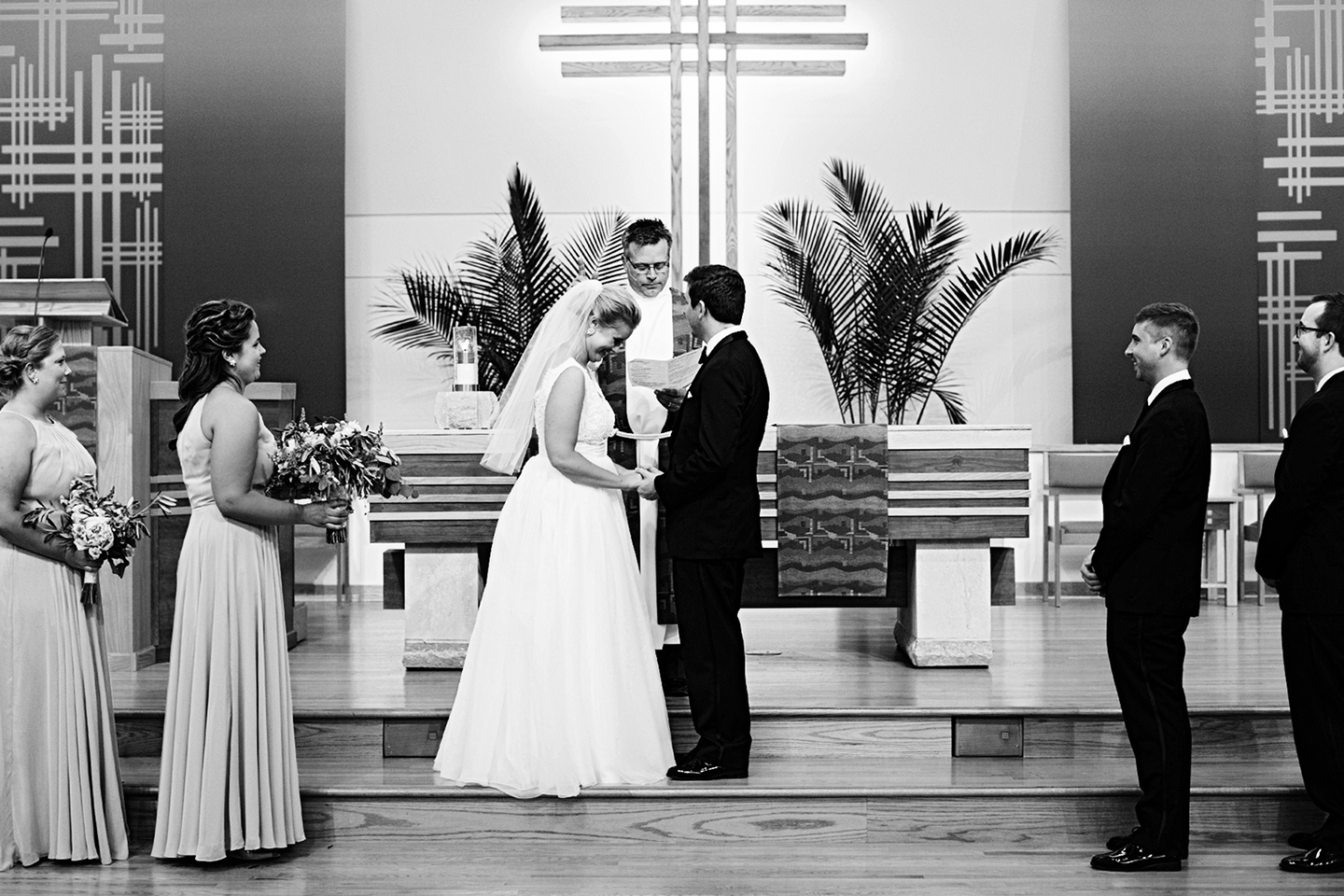 MN Wedding Photographer | Photogen Inc. | Eliesa Johnson | Based in Minneapolis