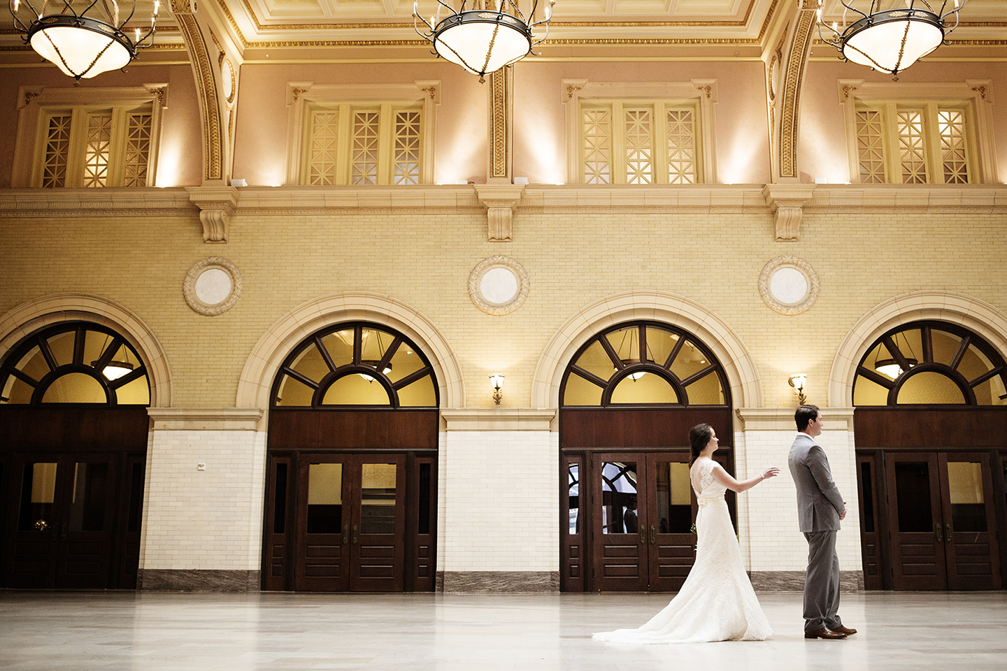 The Depot Hotel Wedding Photos | Wedding Photographer | Photography by Photogen Inc. | Eliesa Johnson | Minneapolis, Minnesota