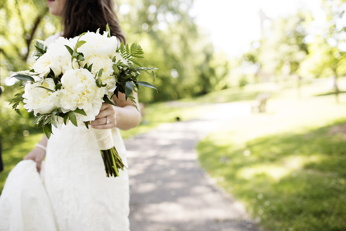 Wedding Photos | Wedding Photographer | Photography by Photogen Inc. | Eliesa Johnson | Minneapolis, Minnesota
