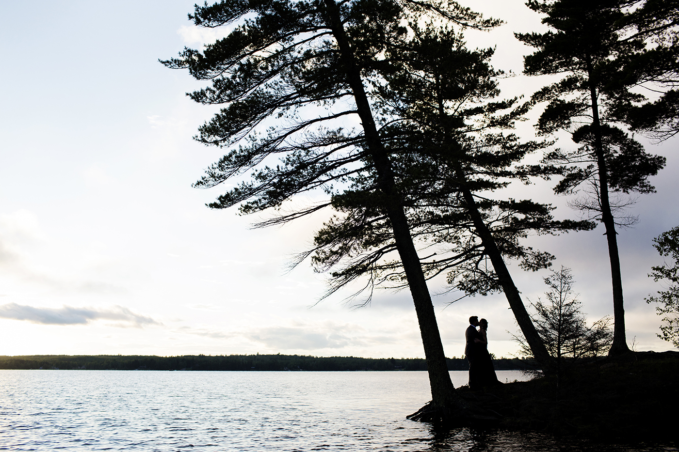 Northern MN Wedding | Minneapolis Wedding Photographer | Photos by Photogen Inc. | Eliesa Johnson | Based in Minneapolis, Minnesota