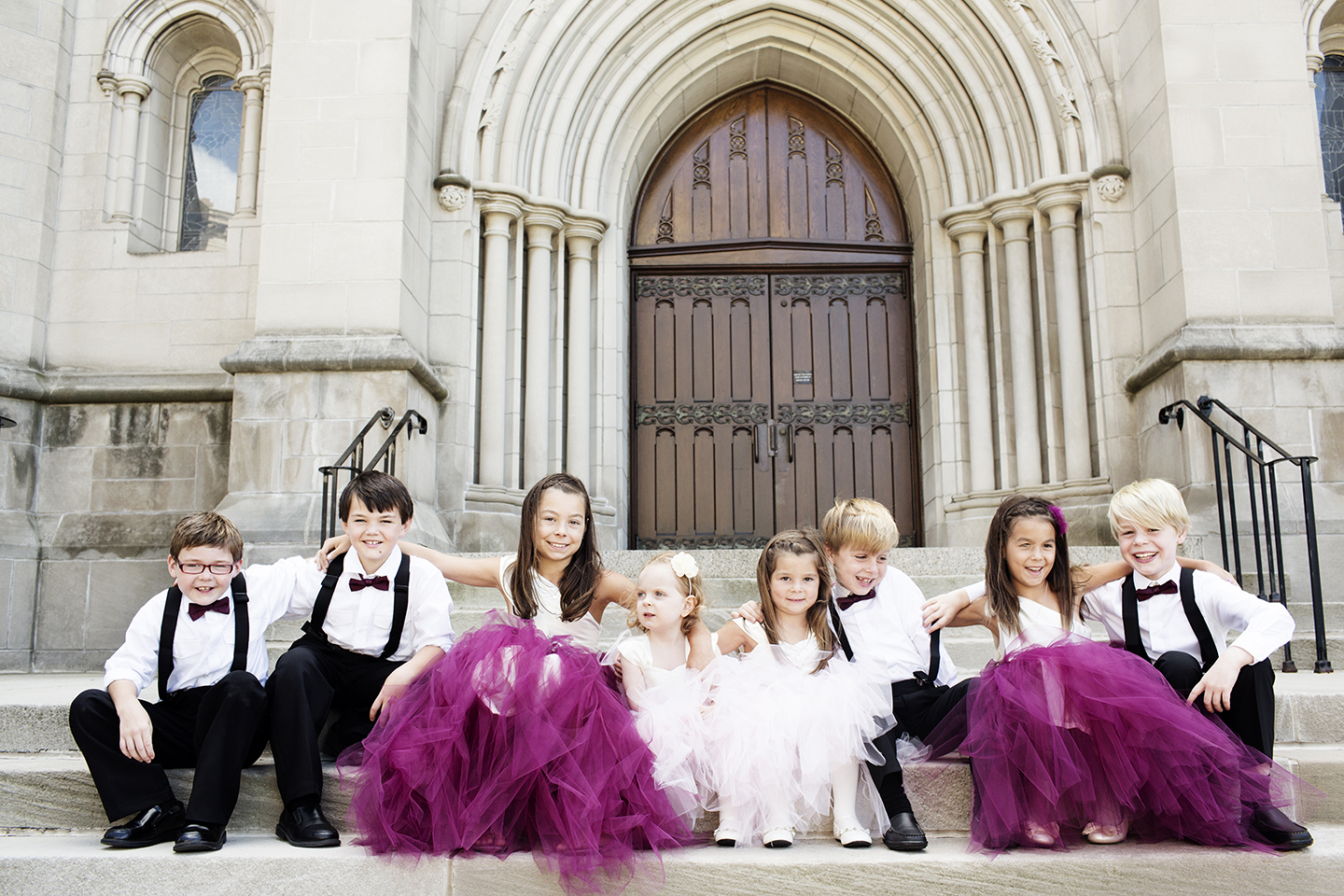 Hennepin Ave. United Methodist Church Wedding | Photography by Photogen Inc. | Eliesa Johnson | Based in Minneapolis, Minnesota