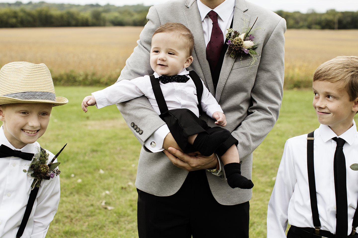 Rustic Barn Wedding Photos Mayowood Stone Barn Rochester, MN | Photography by Photogen Inc. | Eliesa Johnson | Based in Minneapolis, Minnesota