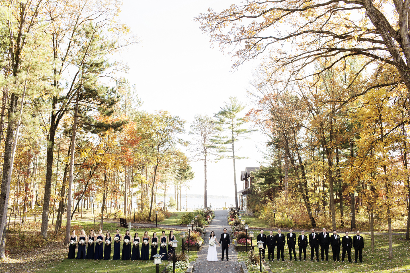 Grand View Lodge Wedding Nisswa, MN | Photography by Photogen Inc. | Eliesa Johnson | Based in Minneapolis, Minnesota