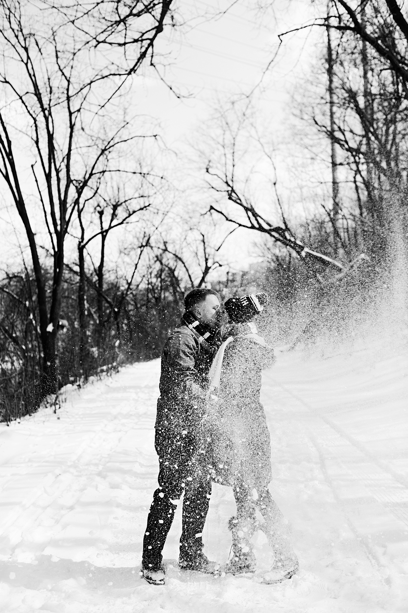 Winter Engagement Photos North Loop, Minneapolis | Photography by Photogen Inc. | Eliesa Johnson | Based in Minnesota